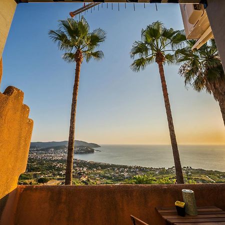 L'Oasi Del Tramonto Villa อากรอโปลี ภายนอก รูปภาพ