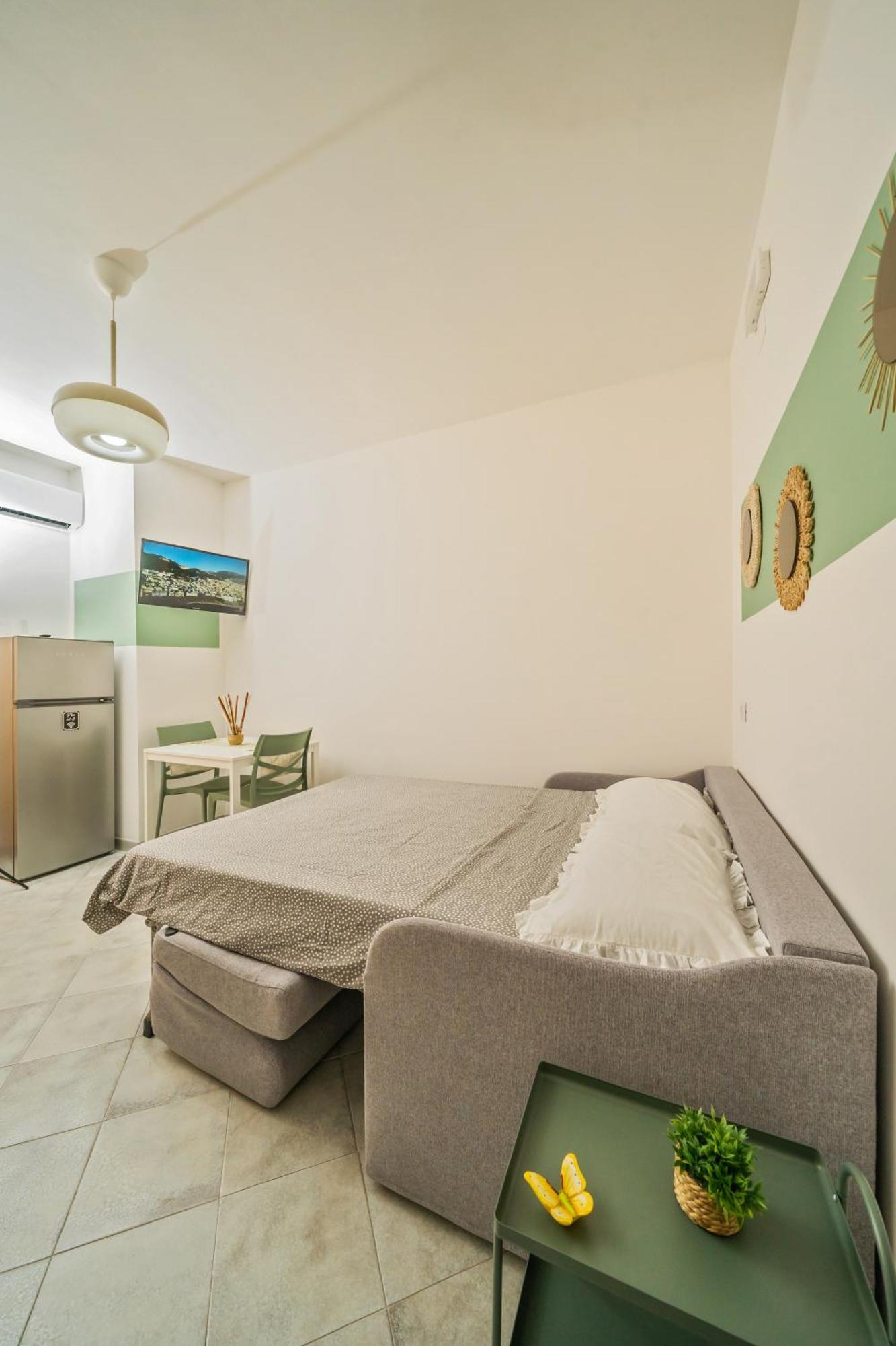 L'Oasi Del Tramonto Villa อากรอโปลี ภายนอก รูปภาพ