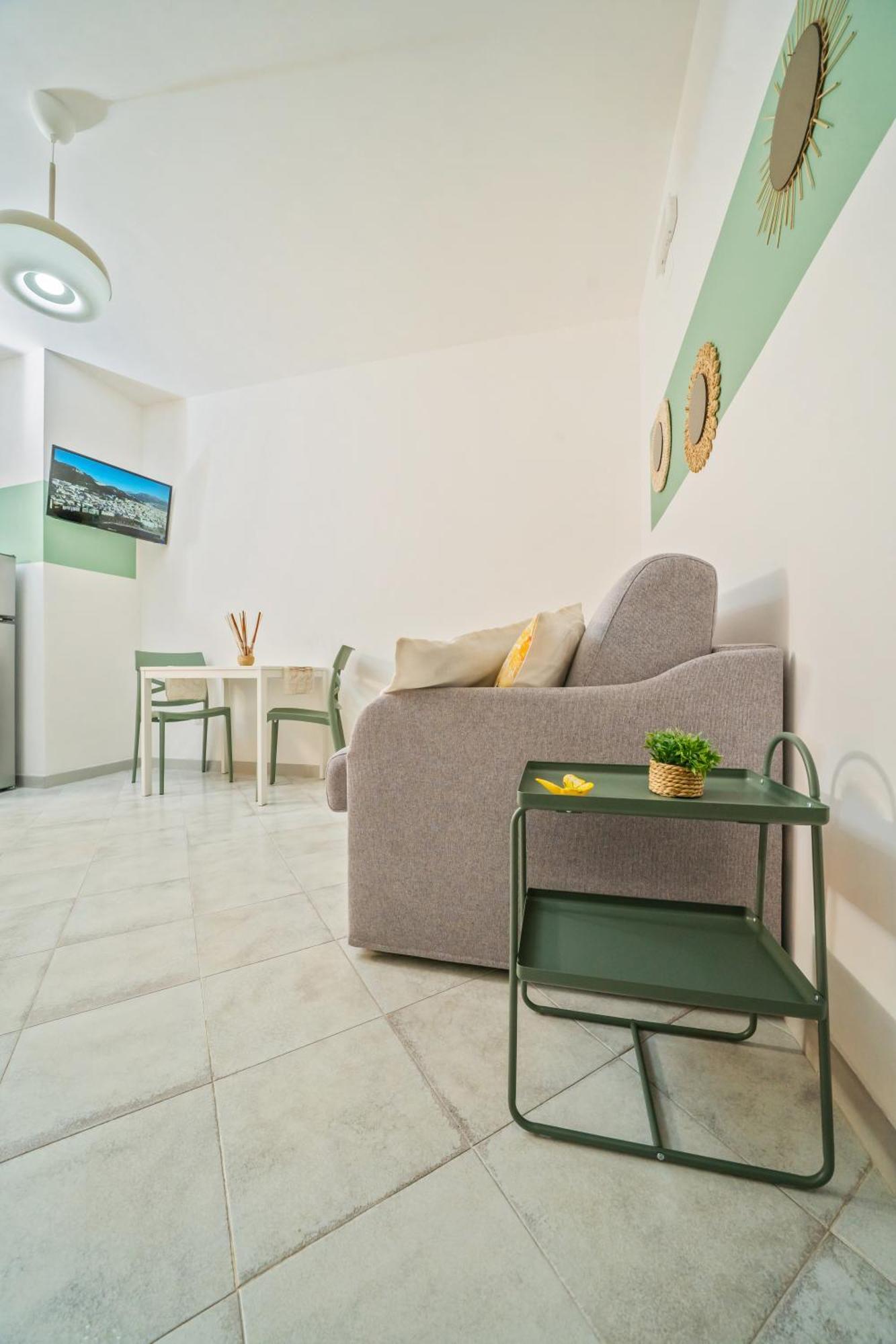L'Oasi Del Tramonto Villa อากรอโปลี ภายนอก รูปภาพ